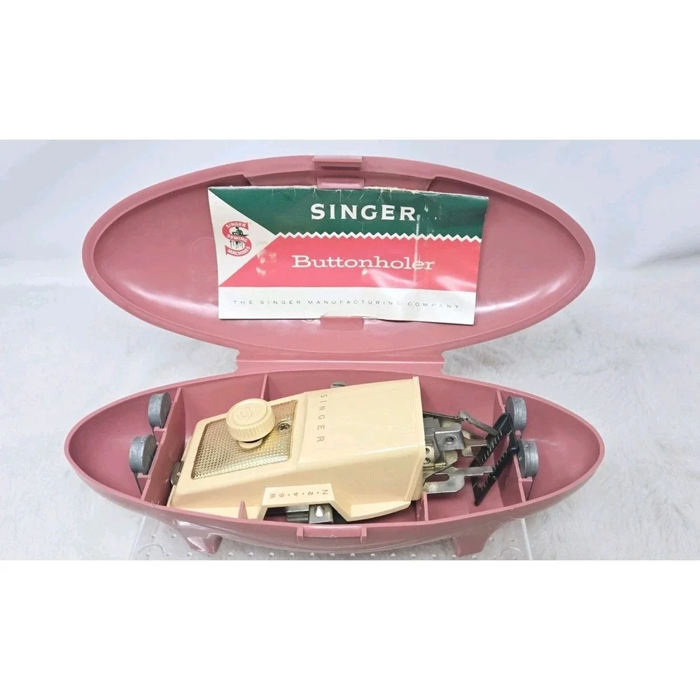 Vintage 1960's Singer Buttonholer w/ Pink Clam Shell Case & 4 Templates Complete